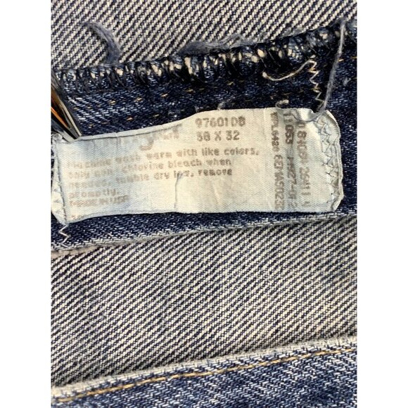 Wrangler Authentic Mens Classic Fit Blue Denim Jeans Straight Leg USA Size 38x32 - Picture 5 of 11